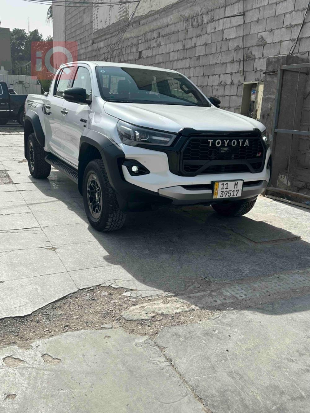Toyota Hilux